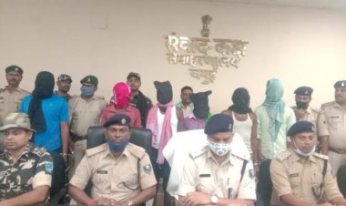50 हजार का इनामी दुर्दांत अपराधी,तीन नक्सली सहित आठ अपराधी को जमुई पुलिस ने किया गिरफ्तार ।