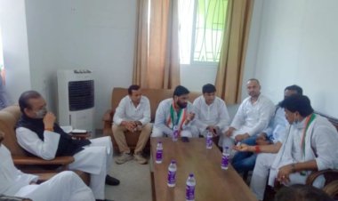 सुबोधकांत सहाय ने कांग्रेस कार्यकर्ताओं संग की बैठक