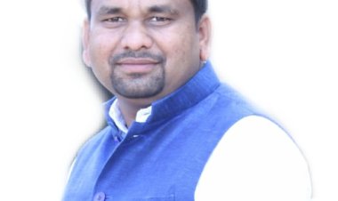 किसानों के लिए काला कानून है मोदी सरकार द्वारा लाए जा रहे अध्यादेश : डॉ. राकेश किरण महतो