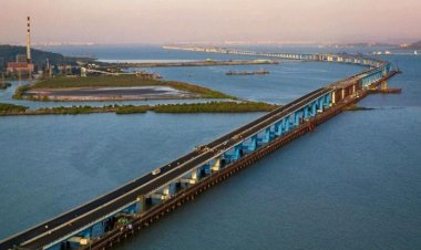 समुद्र पर बना देश का सबसे बड़ा पुल, 5 देशों के 600 इंजीनियरों ने किया कमाल