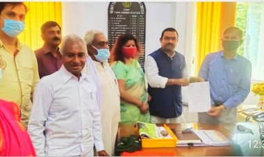 एचइसी शहीद विश्वनाथ शाहदेव नागरिक संघ का प्रतिनिधिमंडल मिला चीफ आॅफ टाउनशिप से