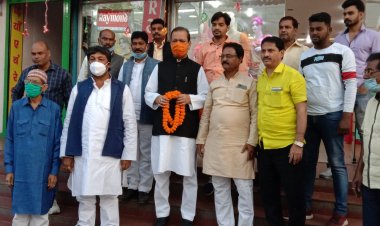 बेरमो में कांग्रेस प्रत्याशी के पक्ष में सुबोधकांत सहाय ने किया चुनाव प्रचार