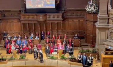 भाजपा सांसद निशिकांत दूबे के बेटे ने विदेश में ली स्नातक की उपाधि, लोगों ने उठाये सवाल