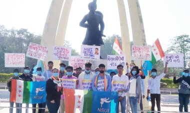 किसानों के समर्थन में एनएसयूआई ने केंद्र सरकार के खिलाफ किया विरोध प्रदर्शन