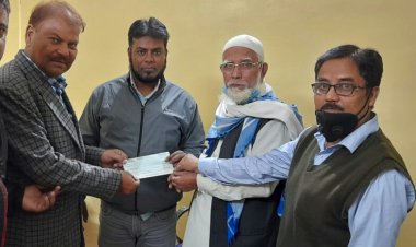 अंजुमन इस्लामिया अस्पताल को एजाज अहमद ने दिए दो लाख