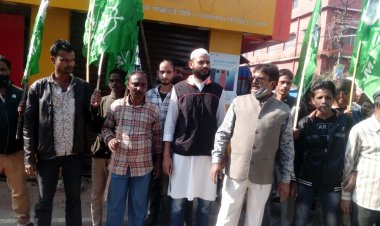 भारत बंद के समर्थन में सड़क पर उतरे जेएमएम नेता आजम अहमद