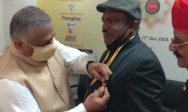 रांची सिक्योरिटी प्राइवेट लिमिटेड एजेंसी के निदेशक अनिरुद्ध सिंह “बैज आॅफ आॅनर” अवार्ड से सम्मानित