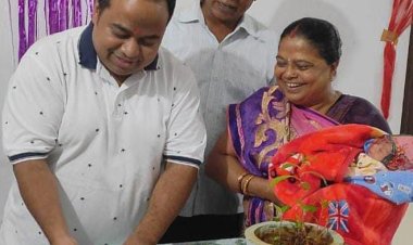 सूर्या एवं काव्या के जन्मदिन पर पौधारोपण कर केक काटा- पटवा