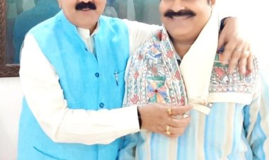 सम्मानित किए गये मिर्ज़ा ग़ालिब कॉलेज के सचिव