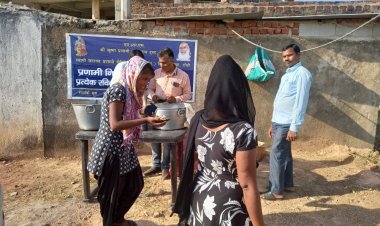श्रीकृष्ण प्रणामी ट्रस्ट ने सरस्वती पूजा के अवसर पर किया महाप्रसाद का वितरण