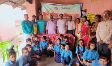 अर्थशास्त्र के विभागाध्यक्ष डॉ अश्विनी कुमार अपना जन्मदिवस विद्यालय के बच्चो के साथ मनाया