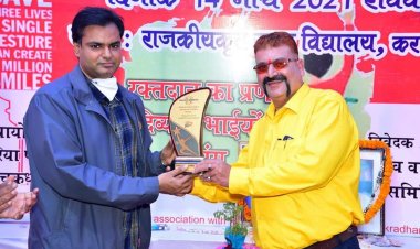 चक्रधरपुर के वरिष्ठ पत्रकार विनय मिश्रा ने 98 बार रक्तदान कर पेश की मानवता की मिसाल