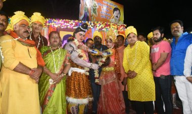 रातू रोड श्री दुर्गा मंदिर परिसर में हुआ शिव-पार्वती विवाह