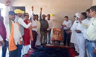 भूतपूर्व सांसद स्व. ईश्वर चौधरी की जयंती मानपुर पंचदेव धाम में हर्षोल्लास से मनाया गया:-प्रमोद कुमार आनंद