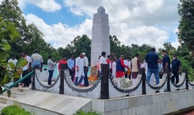 झारखंड के वीरों की गाथा कहता है सेरेंगसिया घाटी का शहीद स्मारक