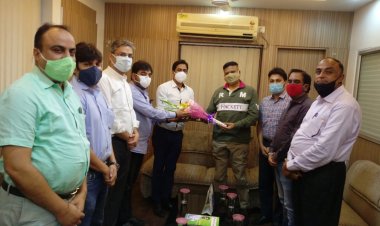 चेंबर ने रांची के निवर्तमान ट्रैफिक एसपी अजीत पीटर डुंगडुंग को किया सम्मानित