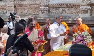 देश के राष्ट्रपति द्रौपदी मुर्मू ने बोधगया में भगवान बुद्ध को की नमन