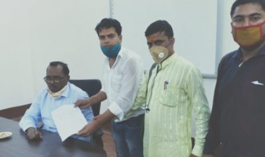 डॉ.श्यामा प्रसाद मुखर्जी की प्रतिमा स्थापित करे विश्वविद्यालय प्रबंधन : आशुतोष द्विवेदी