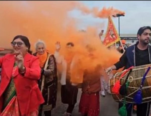 लंदन की गलियों में गूंजा जय श्री राम: कार रैली का मेगा आयोजन