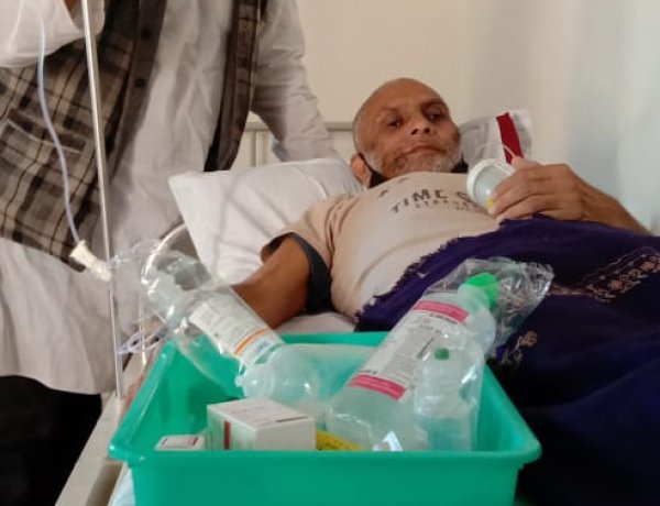 कैंसर से पीड़ित मरीज के इलाज में समाजसेवी गुलाम मुस्तफा ने किया सहयोग