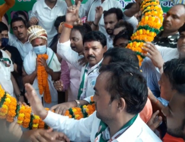 केंद्रीय मंत्री श्री आर सी पी सिंह का व्यवसायिक प्रकोष्ठ भव्य स्वागत किया:-प्रकाश पटवा
