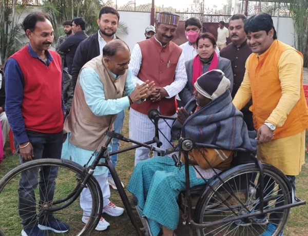 मानवता की सेवा हम सभी का पहला धर्म: सीपी सिंह