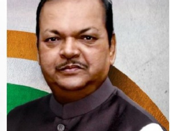 बजट संतुलित, विकास की रफ्तार होगी तेज : सुबोधकांत सहाय