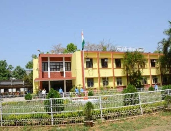 एक महीना बीत जाने के बाद भी एचटीआई के वर्ष 2017-19 बैच के छात्रों का परीक्षा परिणाम नहीं हो सका संशोधित