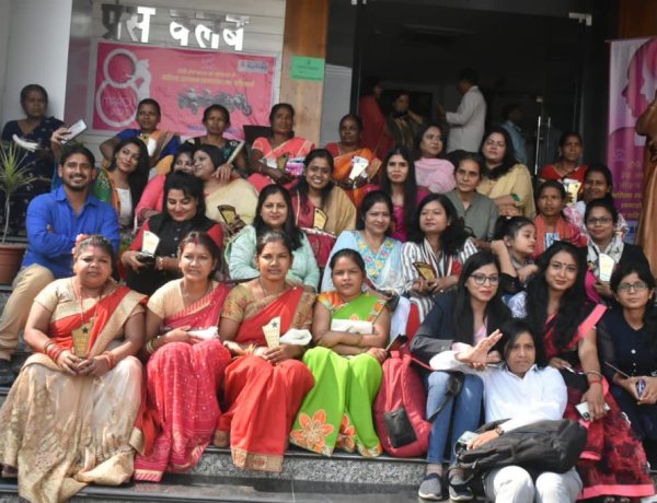 रांची प्रेस क्लब ने महिला पत्रकारों को किया सम्मानित