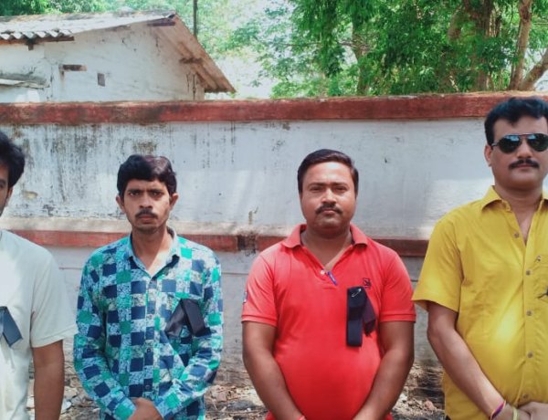 मजदूर दिवस पर मूरी में पत्रकारों ने मनाया काला दिवस