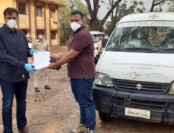 मारवाड़ी युवा मंच ने जिला प्रशासन को उपलब्ध कराया एम्बुलेंस