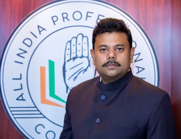 पत्रकारों को कोरोना योद्धा का दर्जा देने की मांग को लेकर आदित्य विक्रम ने मुख्यमंत्री और स्वास्थ्य मंत्री को लिखा पत्र