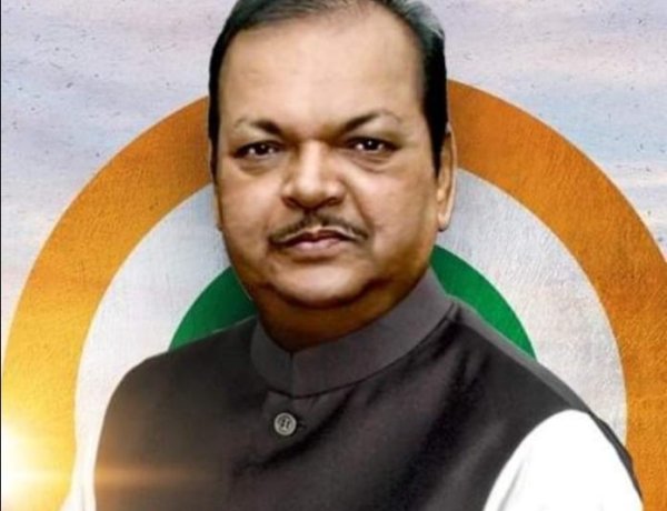 जफर शाह का असामयिक निधन समाज के लिए अपूरणीय क्षति : सुबोधकांत सहाय