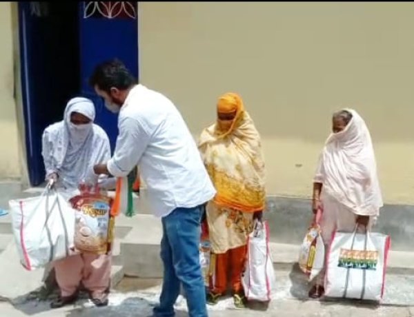 एनएसयूआई का सेवा कार्य जारी, इंद्रजीत सिंह के नेतृत्व में जरूरतमंदों को राशन वितरित