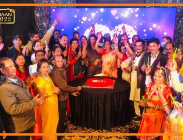 पीआर24×7 ने अपने कर्मियों के अभिभावकों को किया सम्मानित