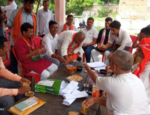 भाजपा आगामी 2024 की चुनावी तैयारियों को लेकर कार्यकर्ताओं ने महाजनसंपर्क अभियान की शुरुआत किया