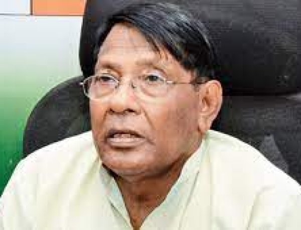 स्वास्थ्य उपकरणों पर जीएसटी को 12 प्रतिशत से घटाकर शून्य प्रतिशत की जाए : डॉ0 रामेश्वर उरांव