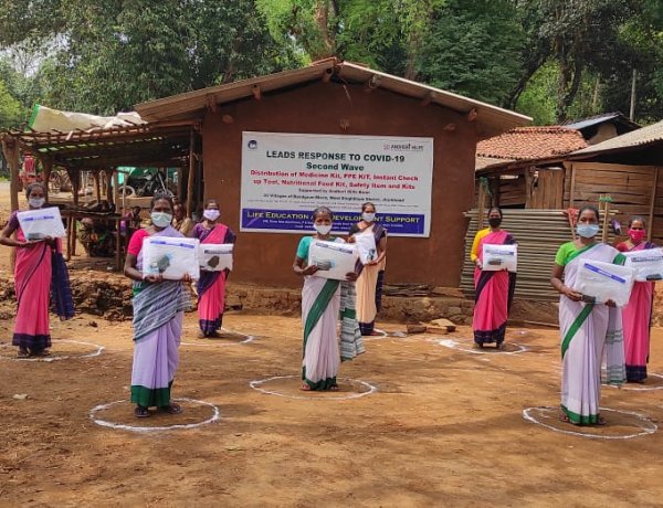 कोरोना से जंग जीतने के लिए लोगों को जागरूक करने में जुटी है “लीड्स” संस्था