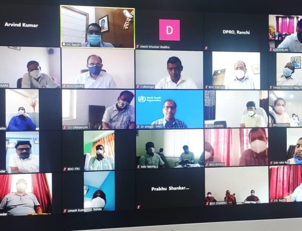 उपायुक्त ने की अधिकारियों संग वर्चुअल बैठक, टीकाकरण लक्ष्य हासिल करने का दिया निर्देश