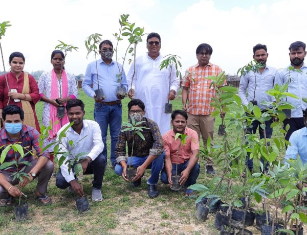 भारतीय जनतंत्र मोर्चा ने ग्रामीण क्षेत्र में किया पौधारोपण