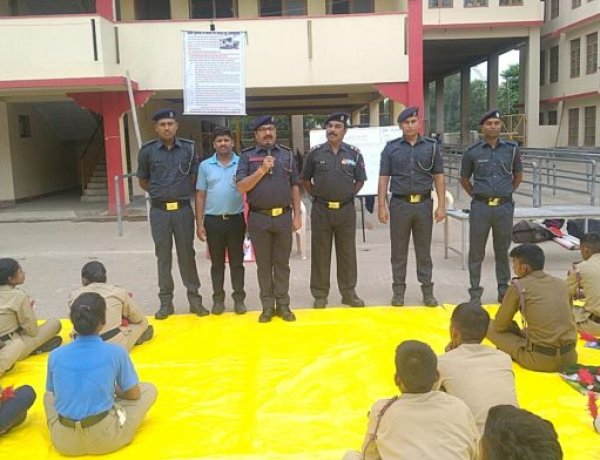 एनसीसी कैडेटों ने सीखें आपदा प्रबंधन के गुर