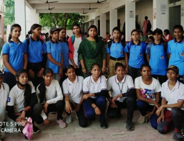 जीबीएम कॉलेज से एनसीसी कैड्टस कॉम्बाइन्ड ऐनुअल ट्रेनिंग कैंप में भाग लेने के लिए रवाना