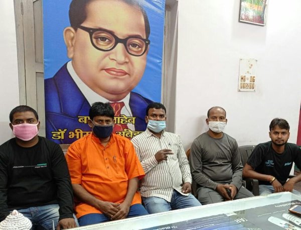 सामाजिक संगठन “टीम फोर जीआर” ने धुर्वा डैम परिसर में किया पौधारोपण