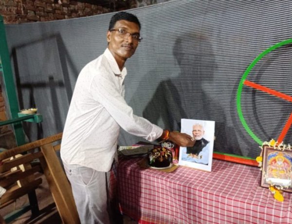 विश्वकर्मा जयंती सह भारत के प्रधानमंत्री मोदी का 73वां जन्मदिन मानपुर पटवा टोली में‌ हर्षोउल्लास से मनाया:- दुखन पटवा