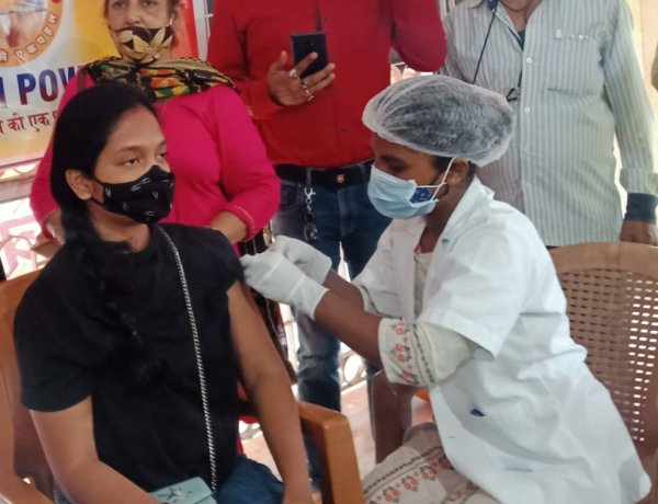“यूथ पावर” द्वारा वैक्सीनेशन कैंप आयोजित