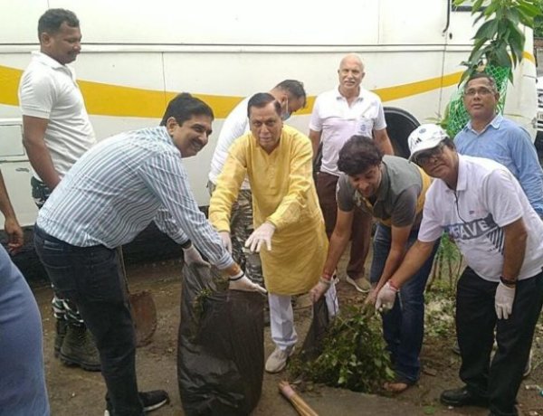 स्वच्छता ही सेवा” को लेकर “एक घंटा-एक तारीख” एक साथ:एक अक्टूबर को सीआरपीएफ ने चलाया विशेष स्वच्छता पखवाड़ा, जवानों ने ली शपथ