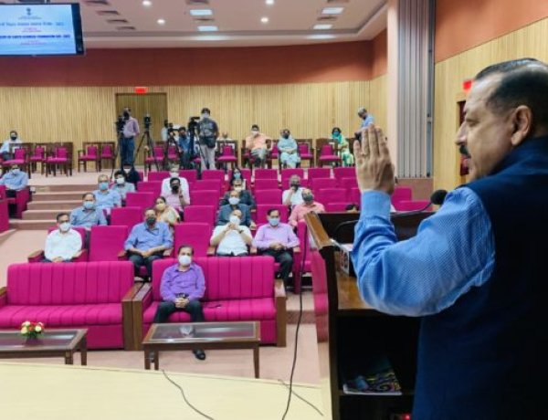 चंद्रयान-3 के 2022 की तीसरी तिमाही के दौरान लॉन्च होने की संभावनाः डॉ. जितेन्द्र सिंह