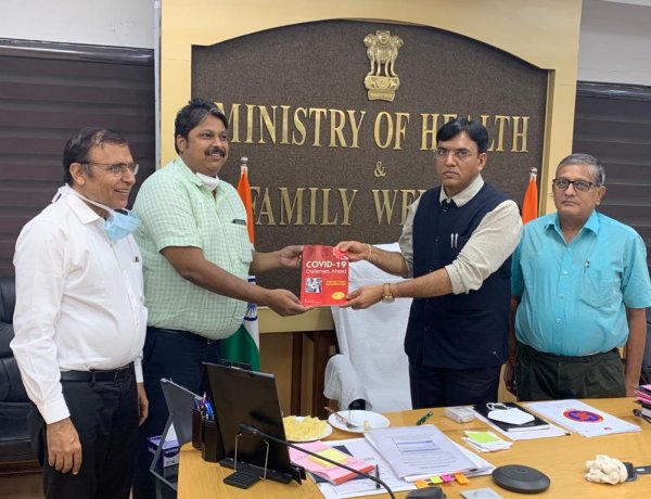 डॉ.सतीश मिढा के नेतृत्व में एनएमओ का एक प्रतिनिधिमंडल मिला केंद्रीय स्वास्थ्य मंत्री मनसुख मंडविया से