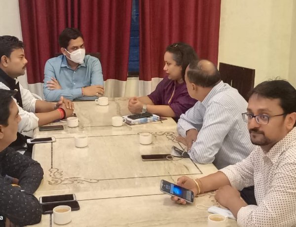 औद्योगिक विकास की संभावनाओं के मद्देनजर प्रोफेशनल कांग्रेस के साथ चेंबर की बैठक आयोजित