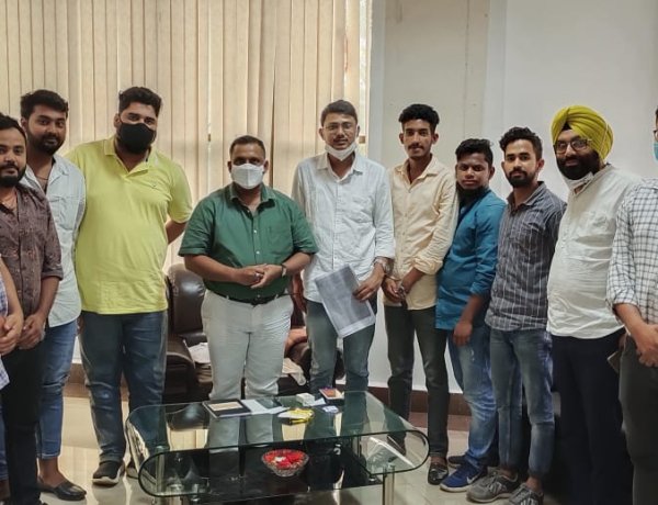 स्वास्थ्य मंत्री से मिला एनएसयूआई का प्रतिनिधिमंडल